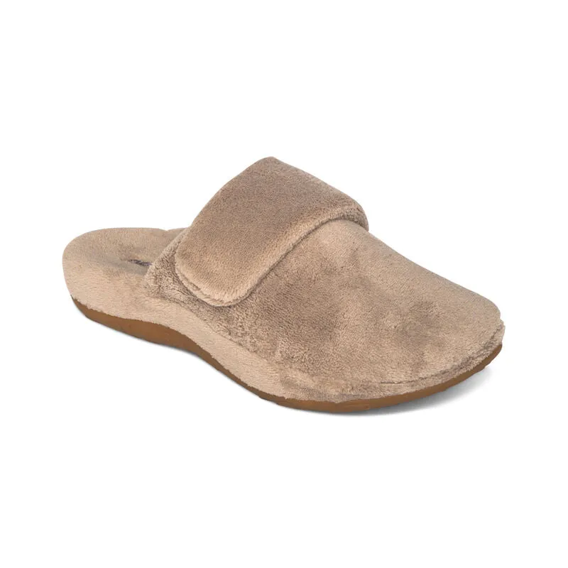 Aetrex Women's Mandy Closed Toe Slipper Coffee