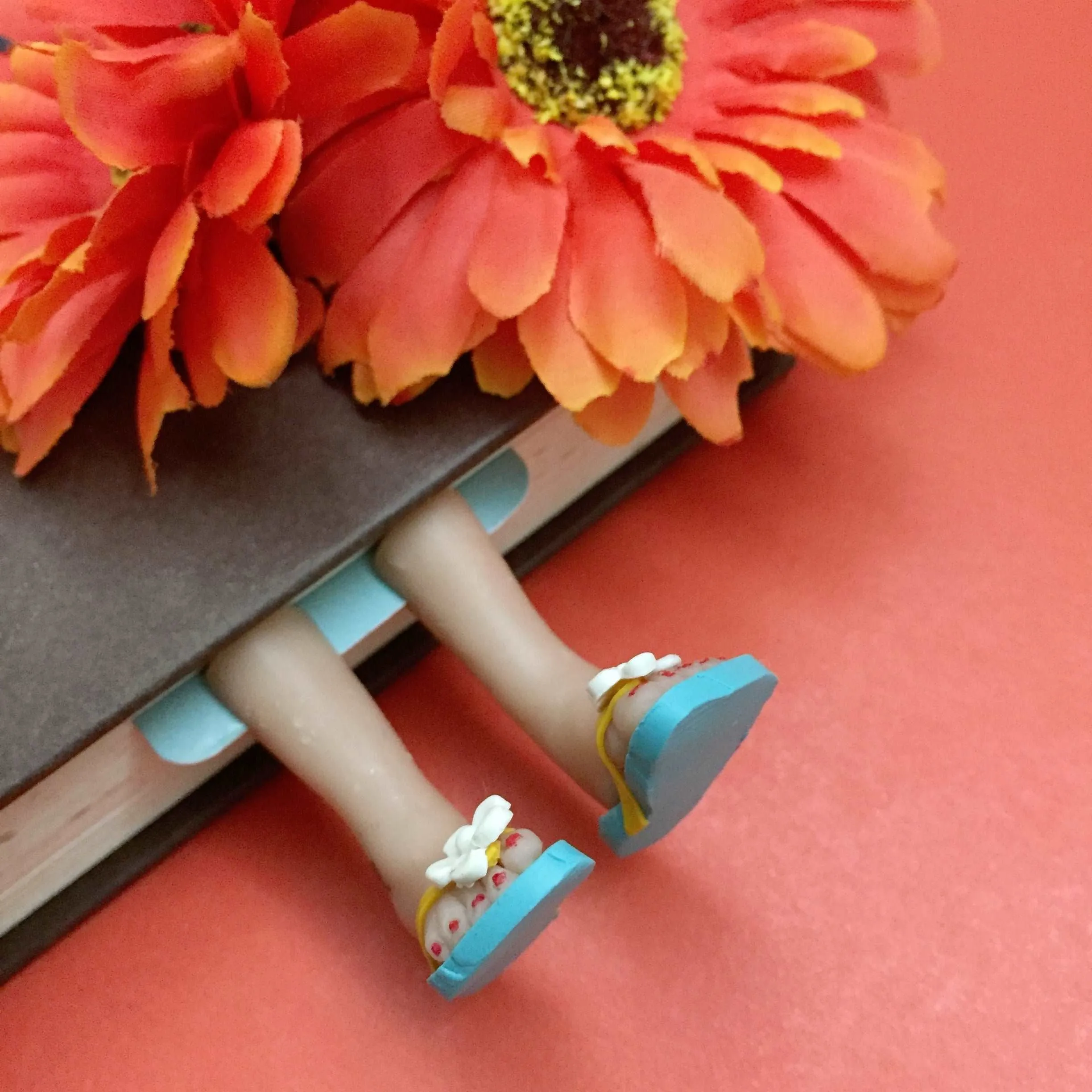 Flip Flop Lovers Handmade Miniature Leggy Bookmark