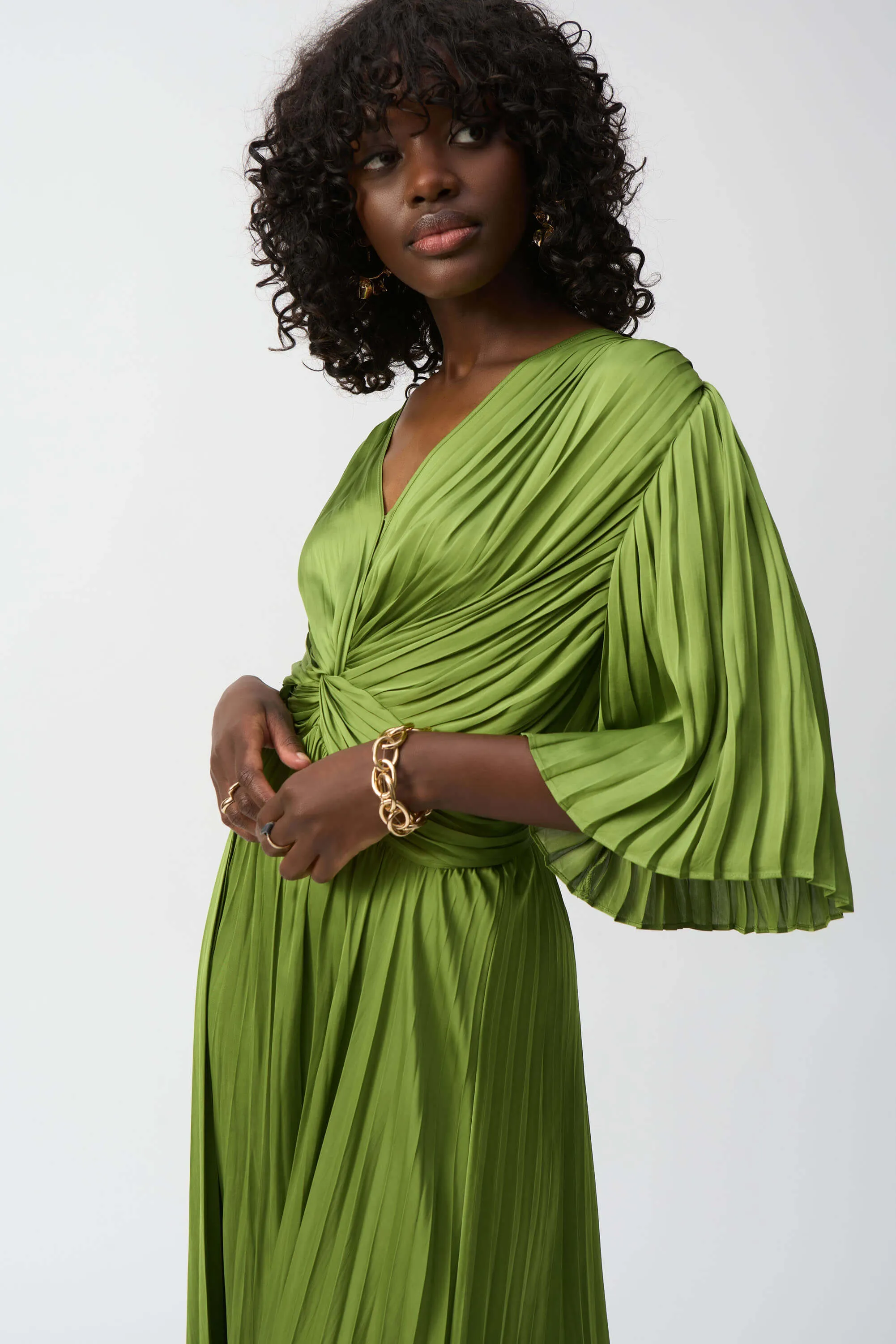 Hero Pleated Satin Midi Dress - Greenery 251903